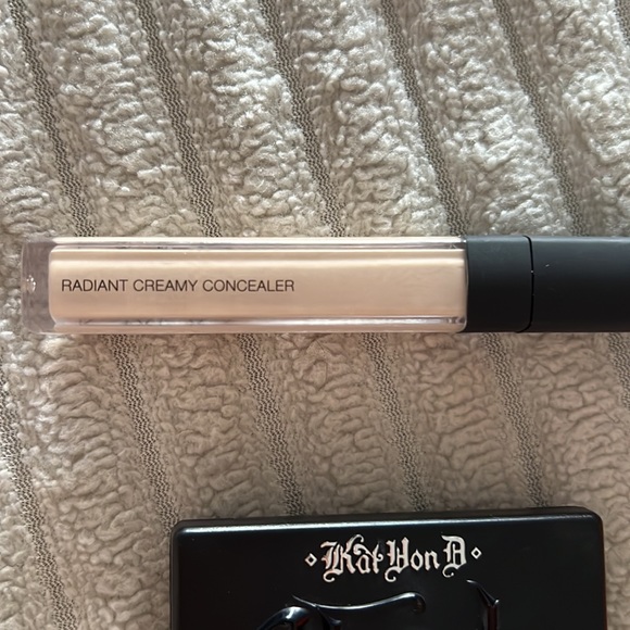 Kat Von D Mini Contour Palette & Nars Full Size Concealer - Picture 5 of 5